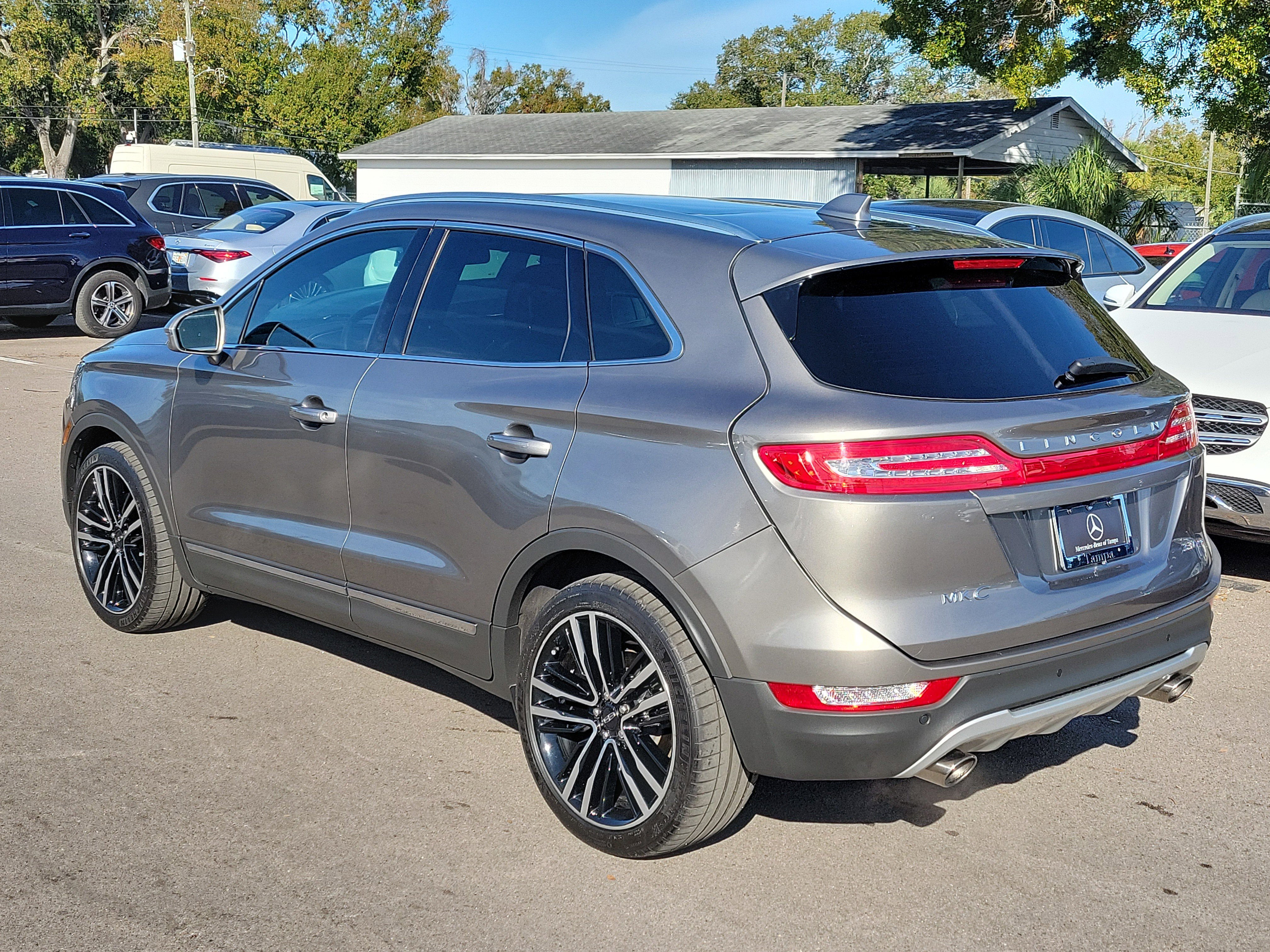 Used 2017 Lincoln MKC Reserve image 4