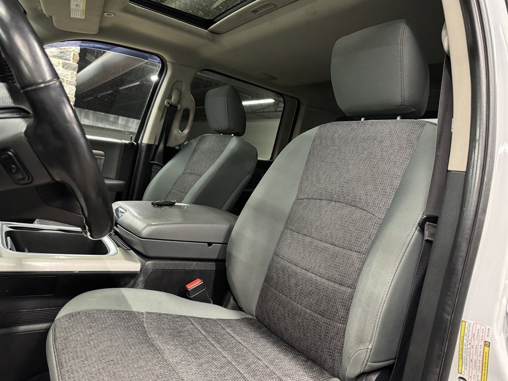 Used 2017 RAM 3500 Big Horn AWD/4WD image 22