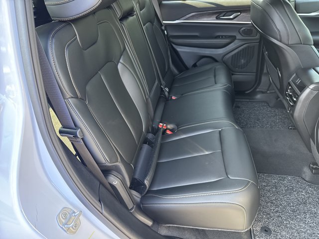 New 2026 Jeep Grand Cherokee Limited AWD/4WD image 14