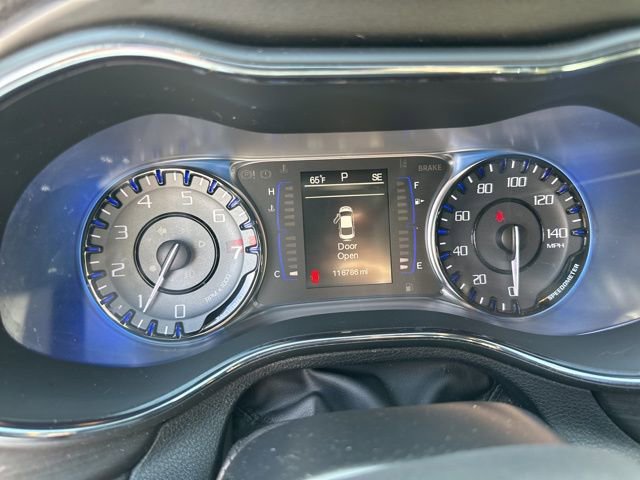 Used 2015 Chrysler 200 S w/ Comfort Group AWD/4WD image 15