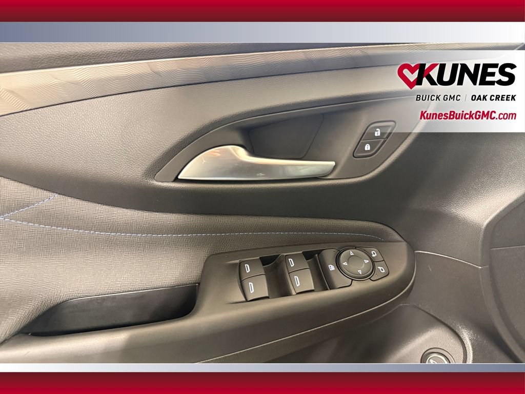Used 2026 Buick Envista Sport Touring w/ Convenience I Package FWD image 21