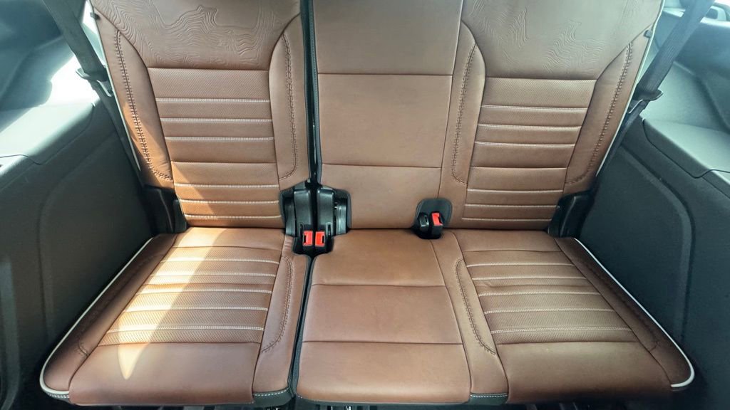 Used 2024 GMC Yukon Denali Ultimate w/ LPO, Floor Liner Package AWD/4WD image 15