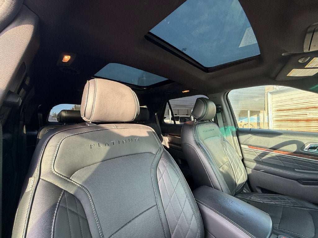 Used 2017 Ford Explorer Platinum AWD/4WD image 28