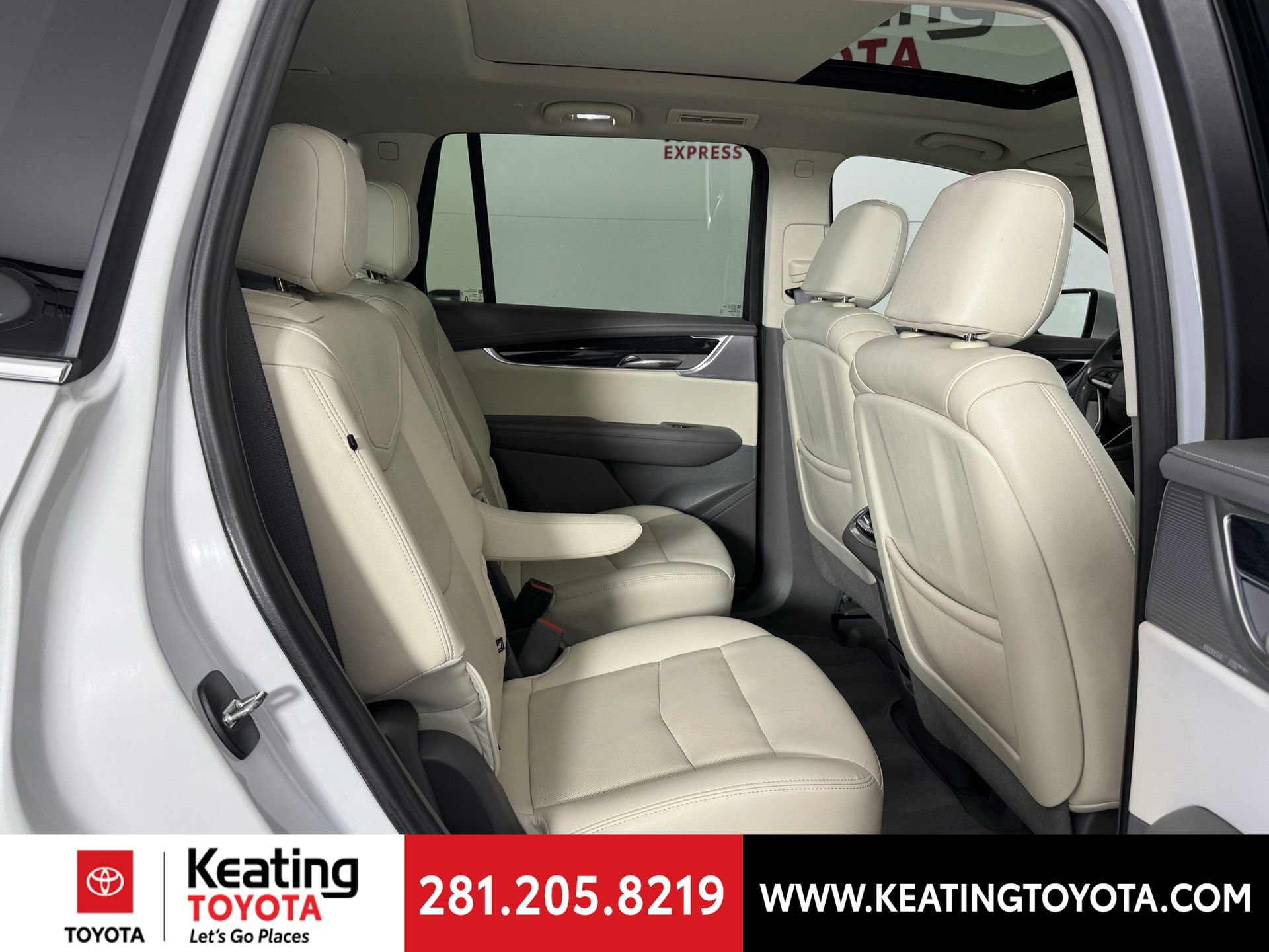 Used 2023 Cadillac XT6 Premium Luxury w/ Technology Package image 18