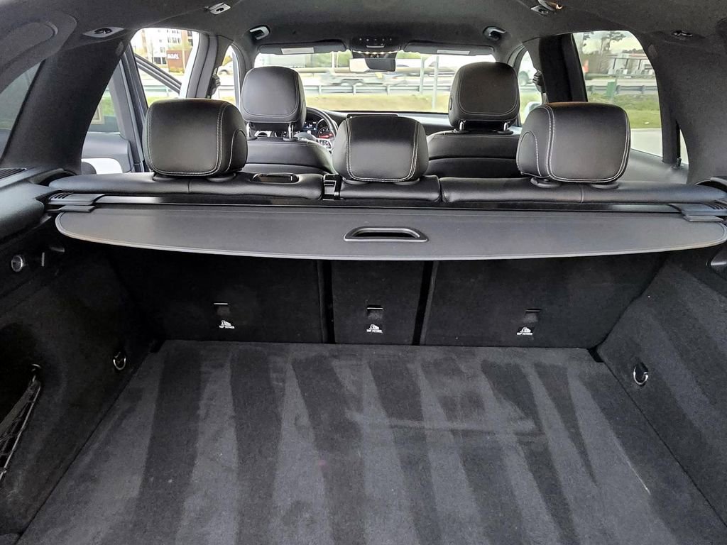 Used 2022 Mercedes-Benz GLC 300 w/ Premium Package Lite image 33