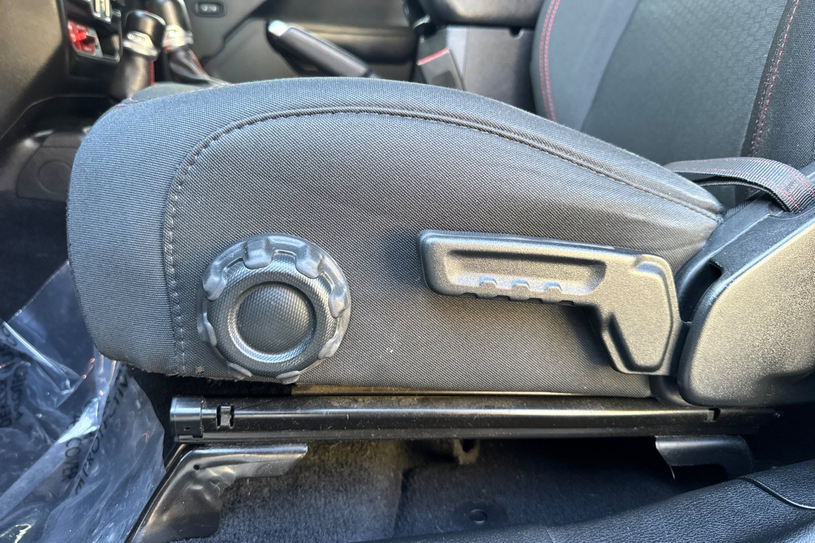 Used 2018 Jeep Wrangler Unlimited Rubicon AWD/4WD image 15