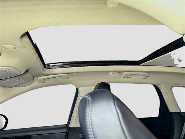 Used 2023 Lincoln Corsair AWD w/ Equipment Group 101A image 32