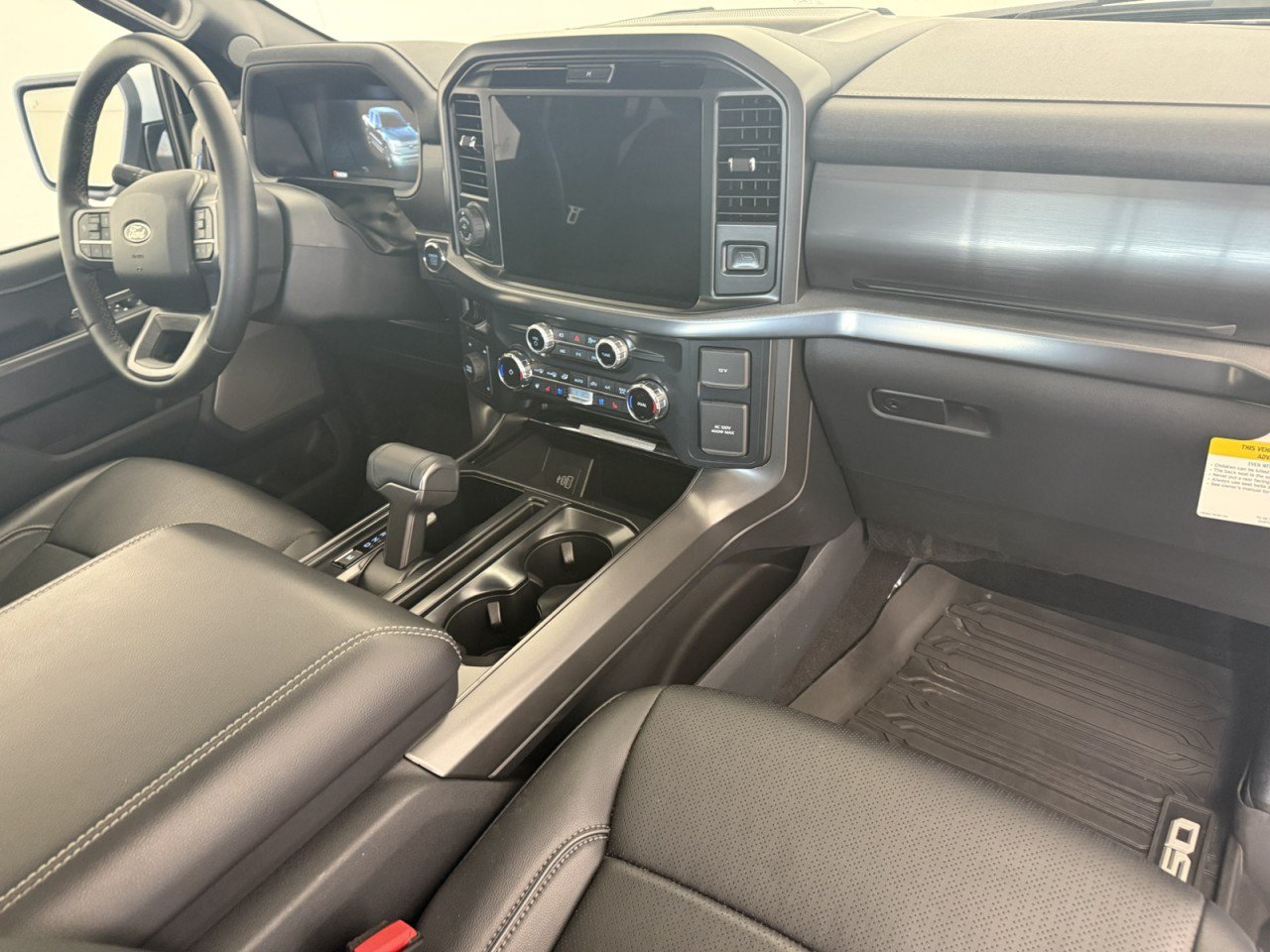 Certified 2025 Ford F150 Lariat AWD/4WD image 11