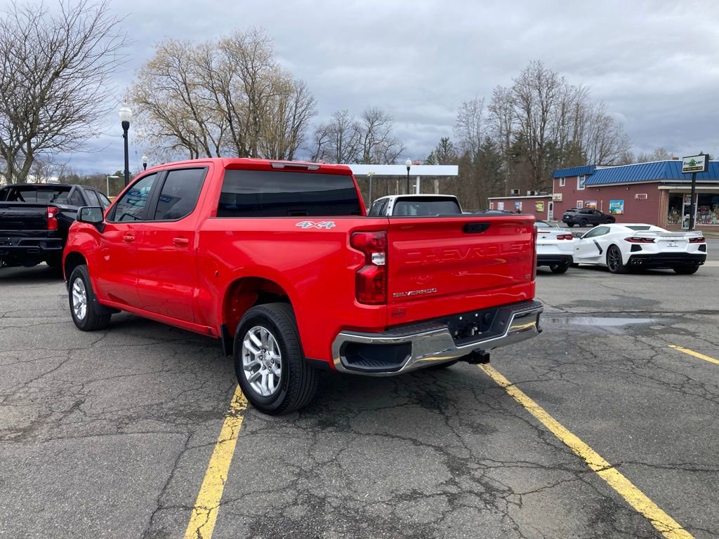Used 2023 Chevrolet Silverado 1500 LT AWD/4WD image 6