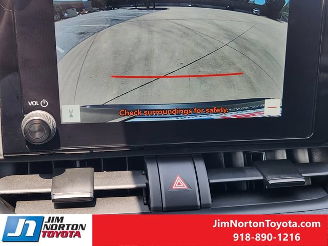 Used 2025 Toyota RAV4 XLE FWD image 18