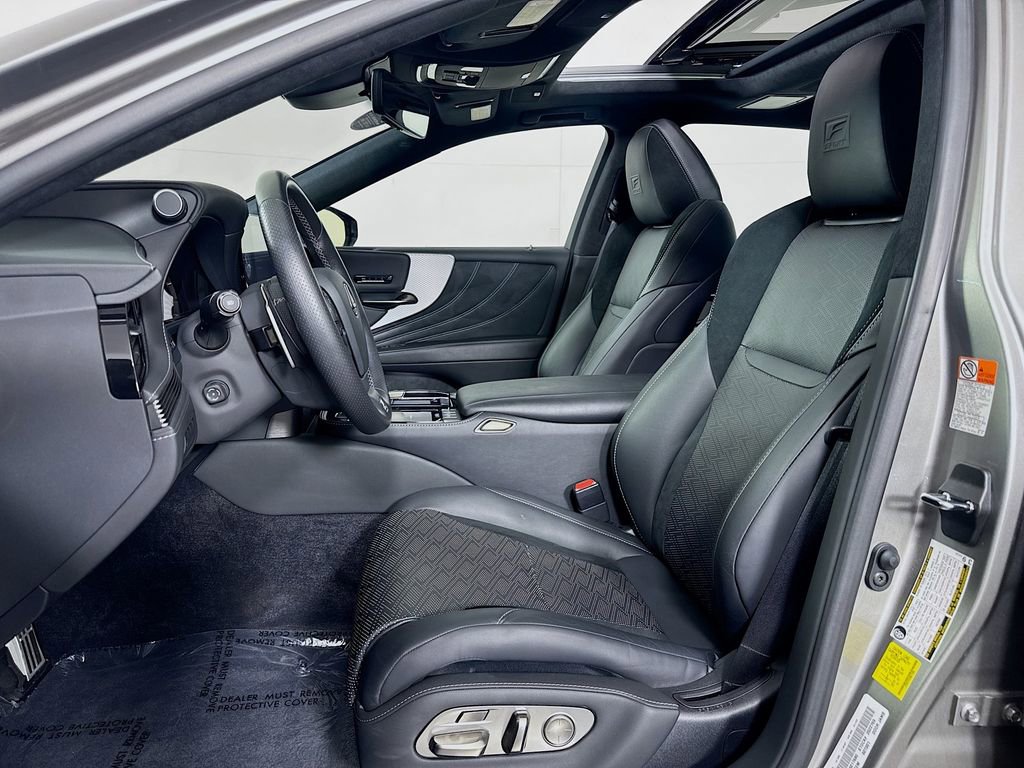 Used 2022 Lexus LS 500 F Sport w/ Accessory Package (Z1) image 27