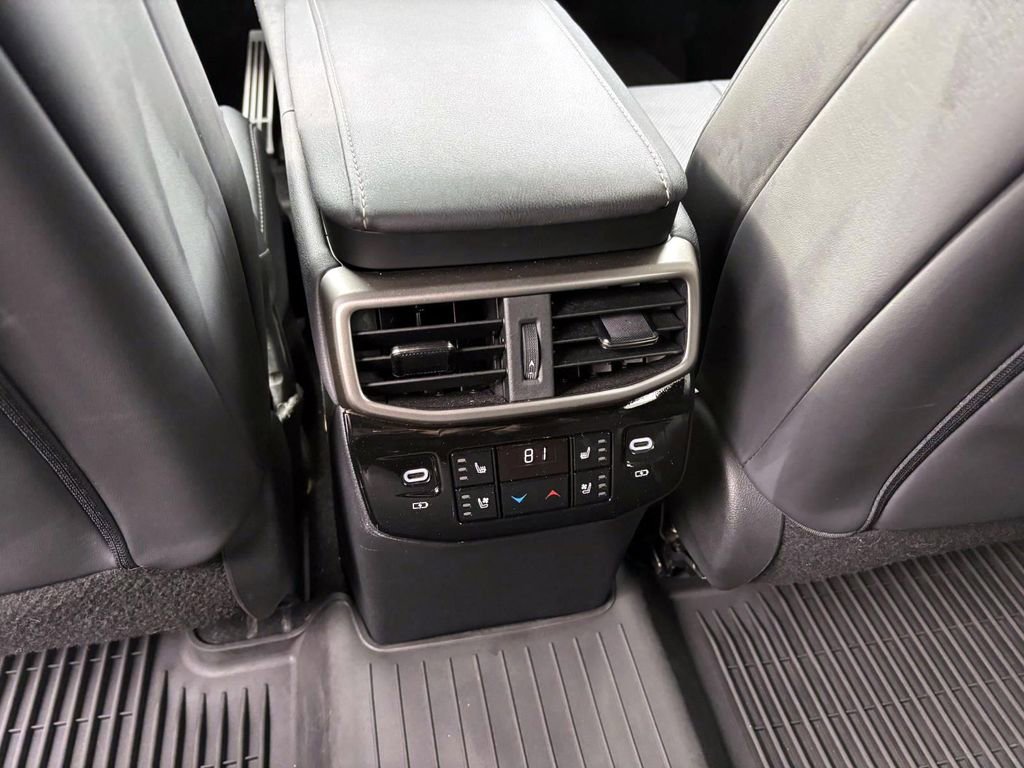 Used 2024 Lexus RX 500h F Sport image 33