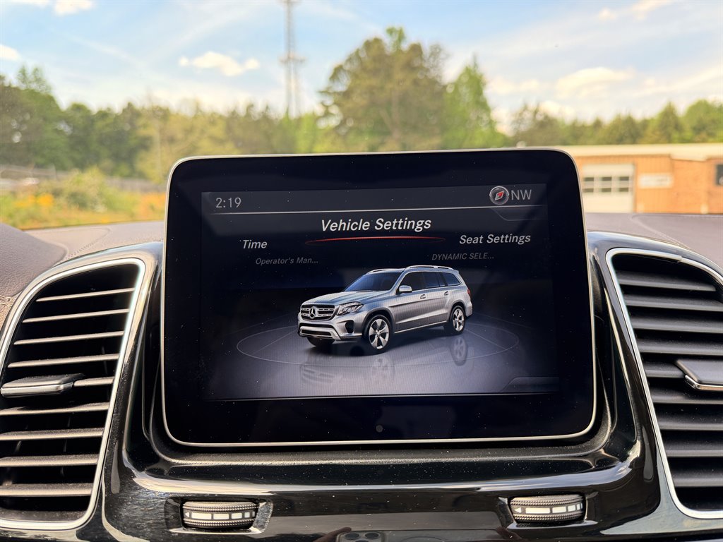 Used 2019 Mercedes-Benz GLS 550 4MATIC image 19