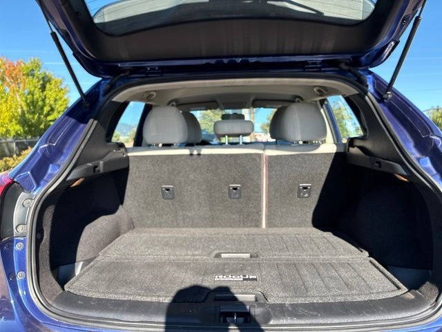 Used 2018 Nissan Rogue Sport SV w/ SV Technology Package AWD/4WD image 10