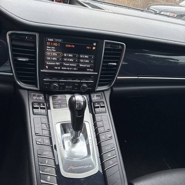 Used 2013 Porsche Panamera S RWD image 12