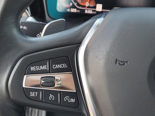 Used 2021 BMW 330i Sedan w/ Premium Package image 15