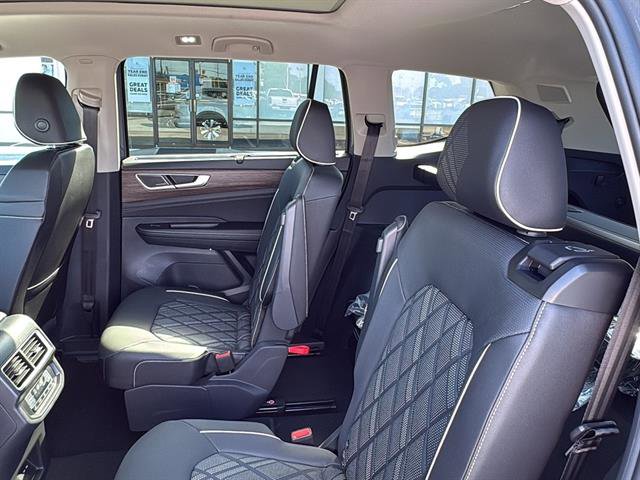 New 2026 Volkswagen Atlas SEL Premium R-Line image 15