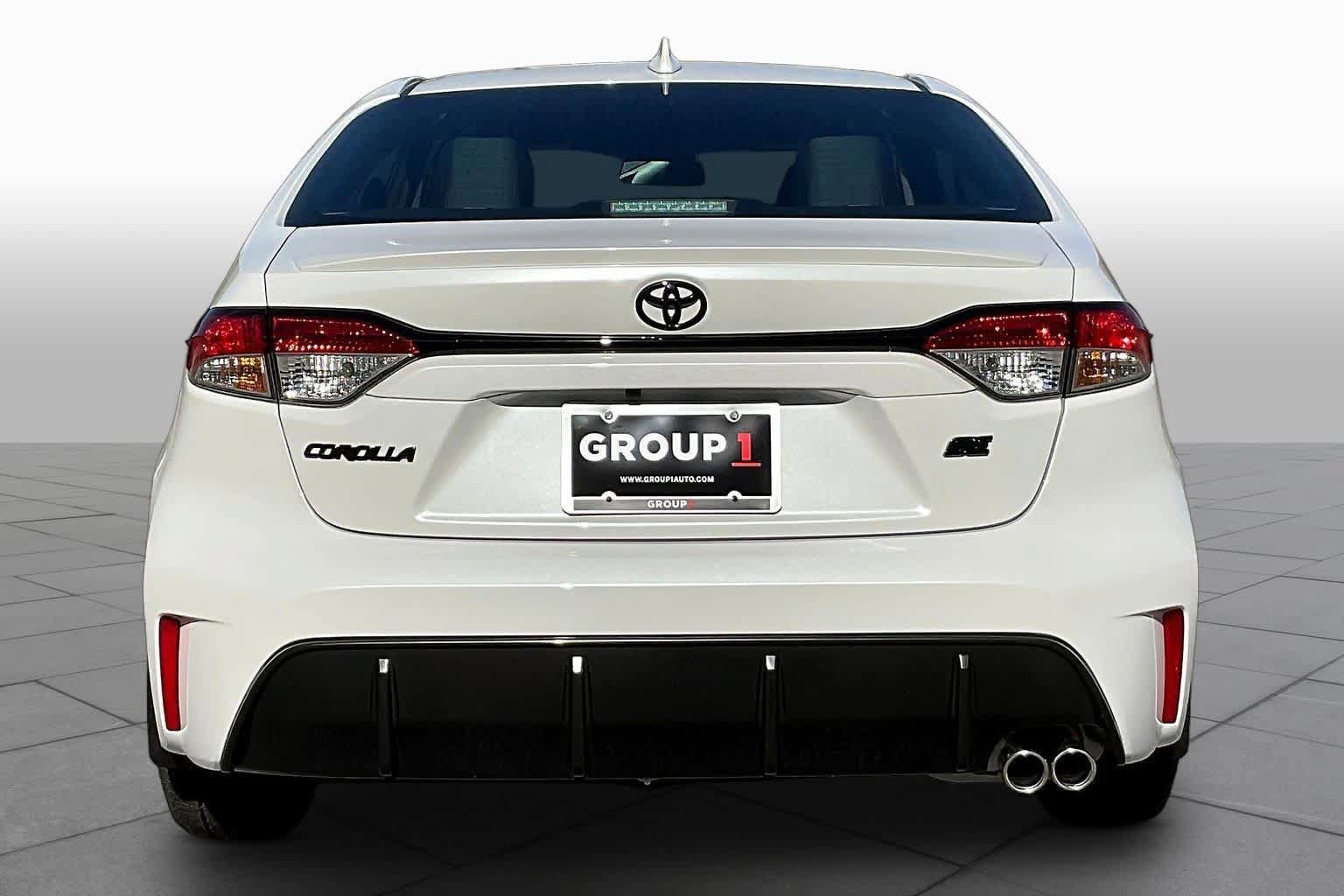 New 2027 Toyota Corolla SE FWD image 4