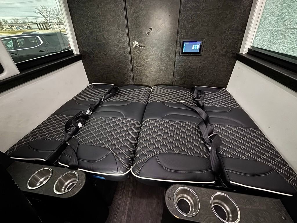 Used 2019 Mercedes-Benz Sprinter 170 w/ Driver Convenience Package image 41