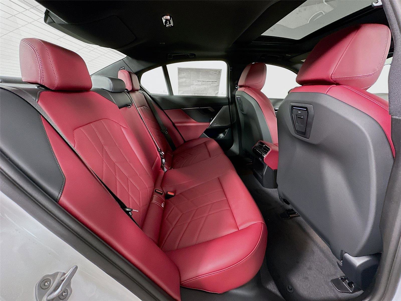 New 2026 BMW 530i xDrive w/ Premium Package image 29