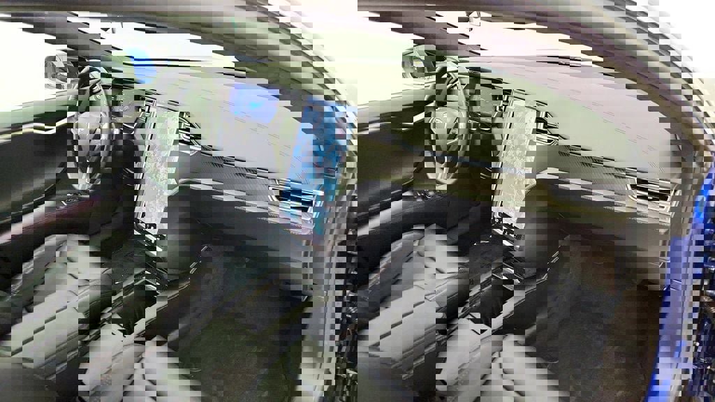 Used 2018 Tesla Model S 100D image 29