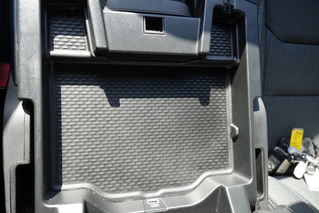 Used 2021 RAM 1500 4x4 Crew Cab image 41