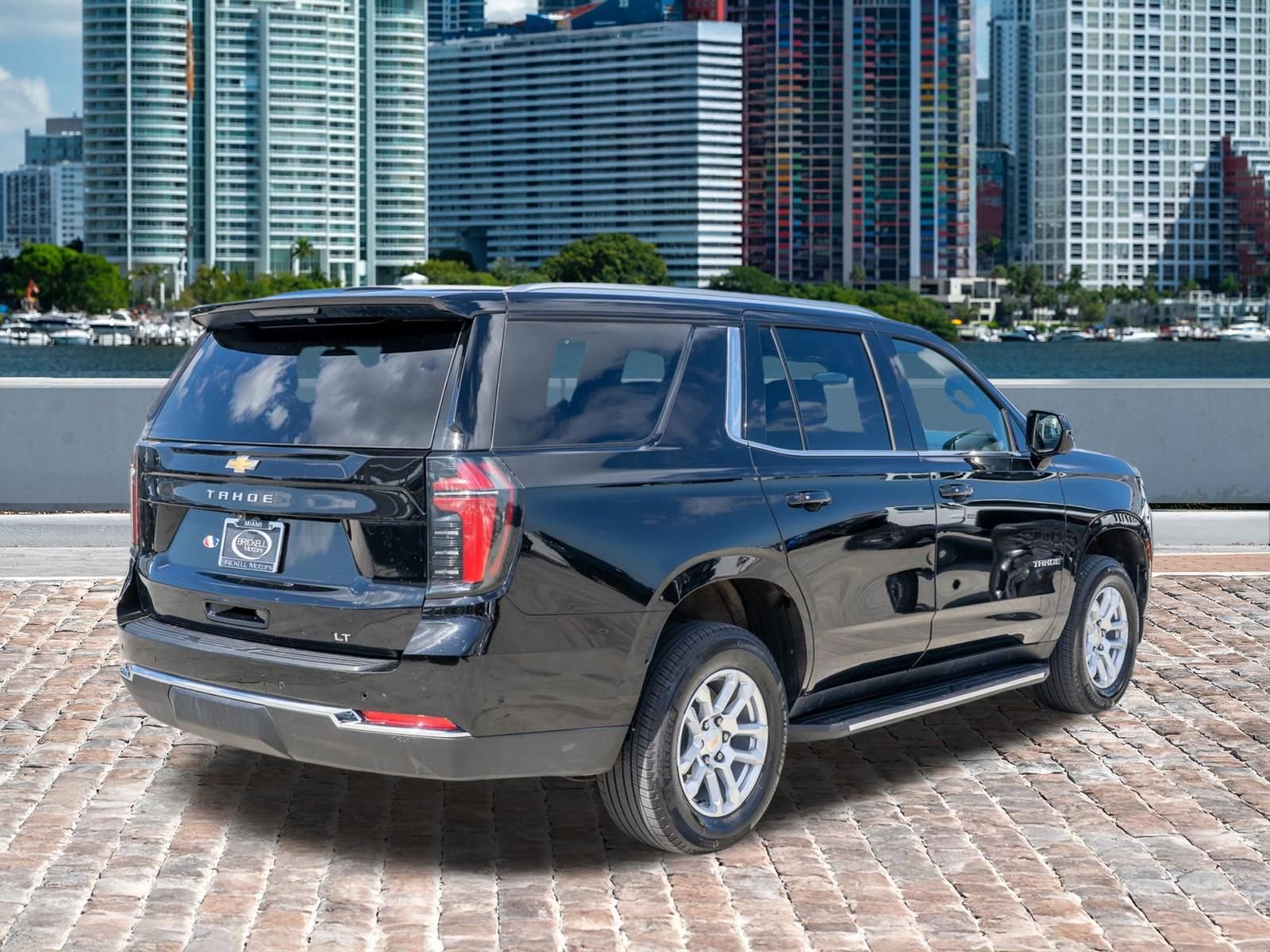 Used 2025 Chevrolet Tahoe LT image 5