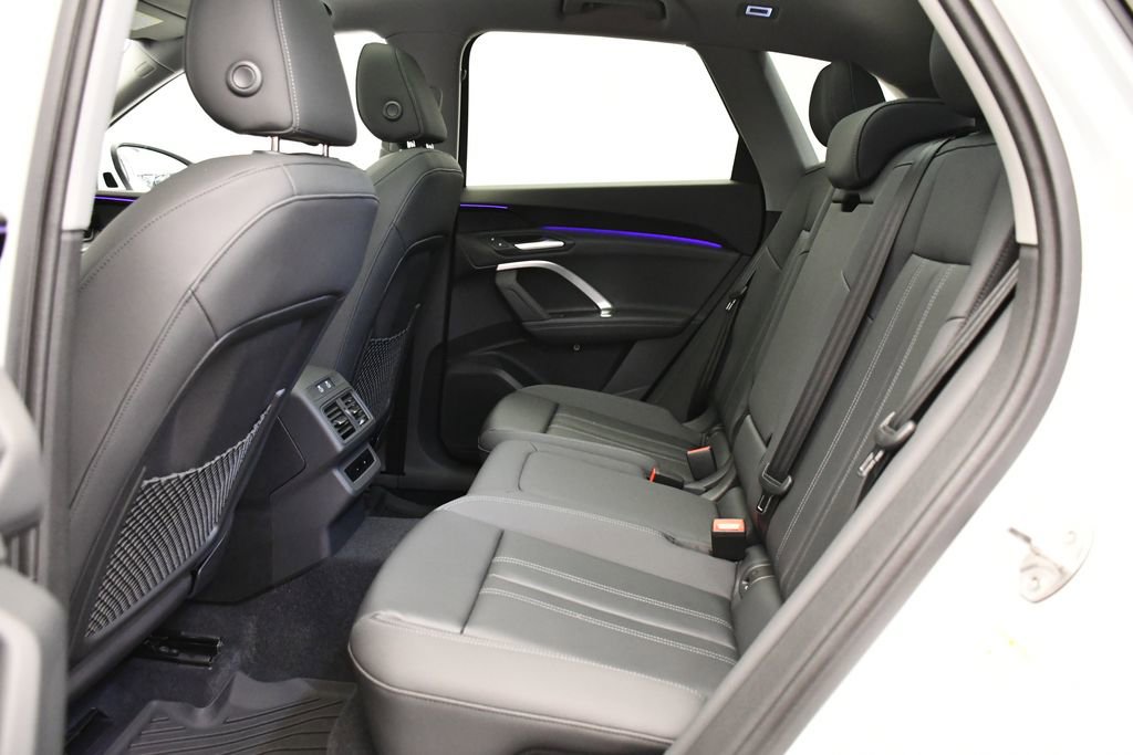 Used 2025 Audi Q5 Premium w/ Convenience Package image 42