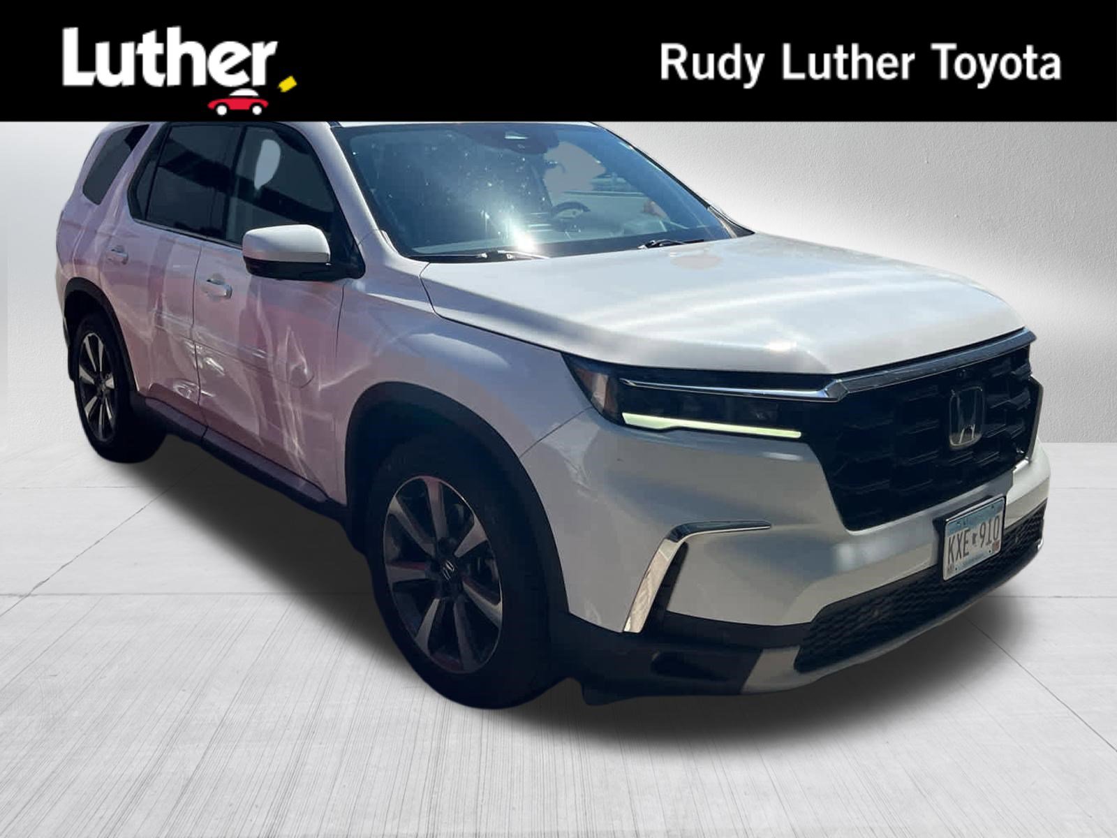 Used 2023 Honda Pilot Elite image 1