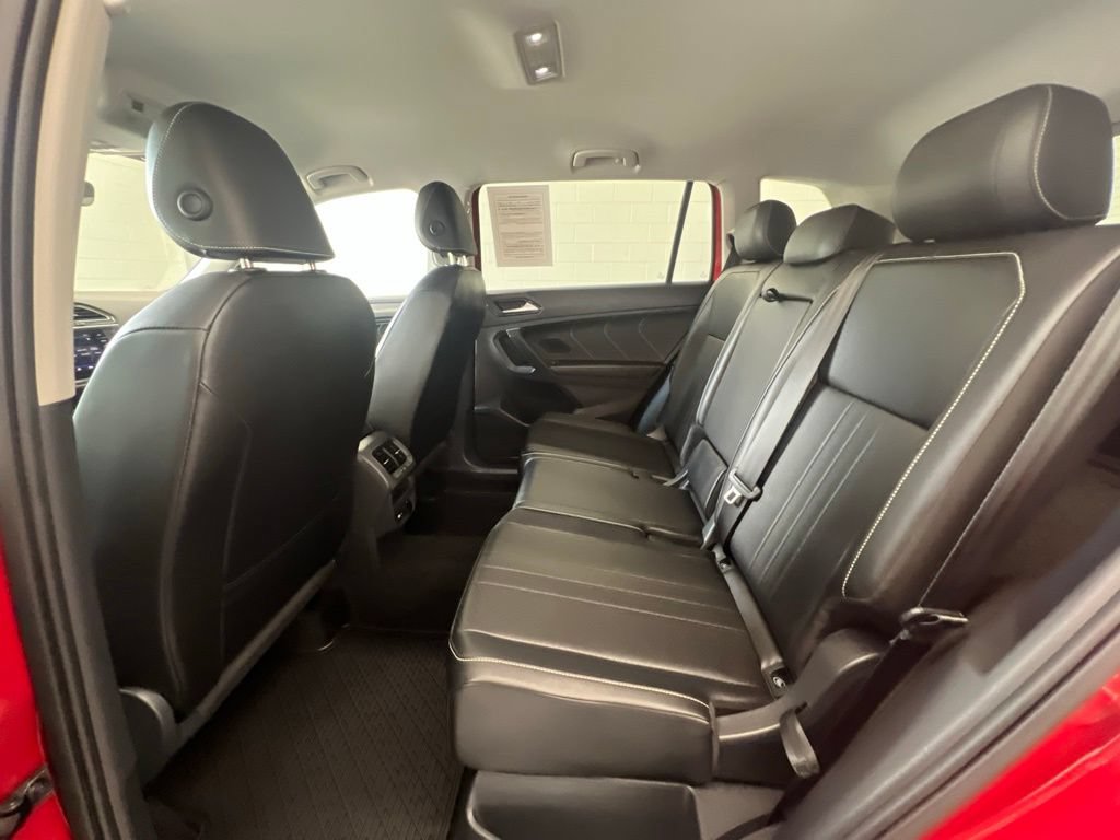 Certified 2024 Volkswagen Tiguan SE AWD/4WD image 27