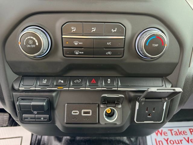 Certified 2025 Chevrolet Silverado 3500 W/T image 15