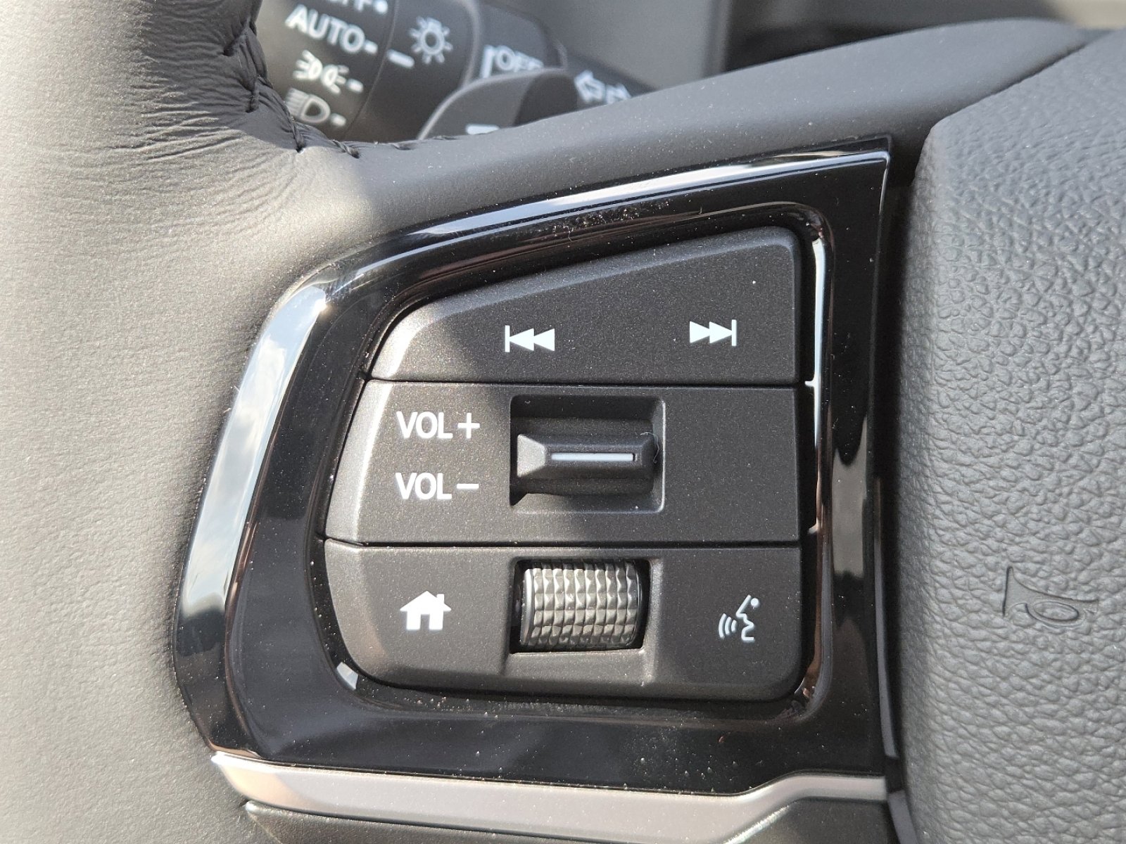 New 2026 Honda Odyssey Touring image 33