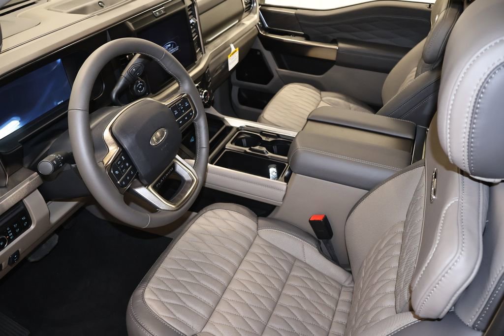 New 2026 Ford F450 Platinum image 29