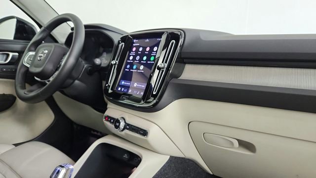 Certified 2026 Volvo XC40 B5 Plus w/ Protection Package Premier AWD/4WD image 69