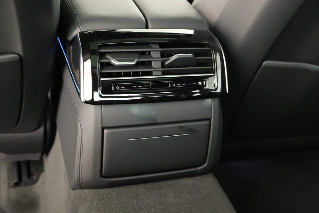 New 2026 Audi A8 L 3.0T AWD/4WD image 21