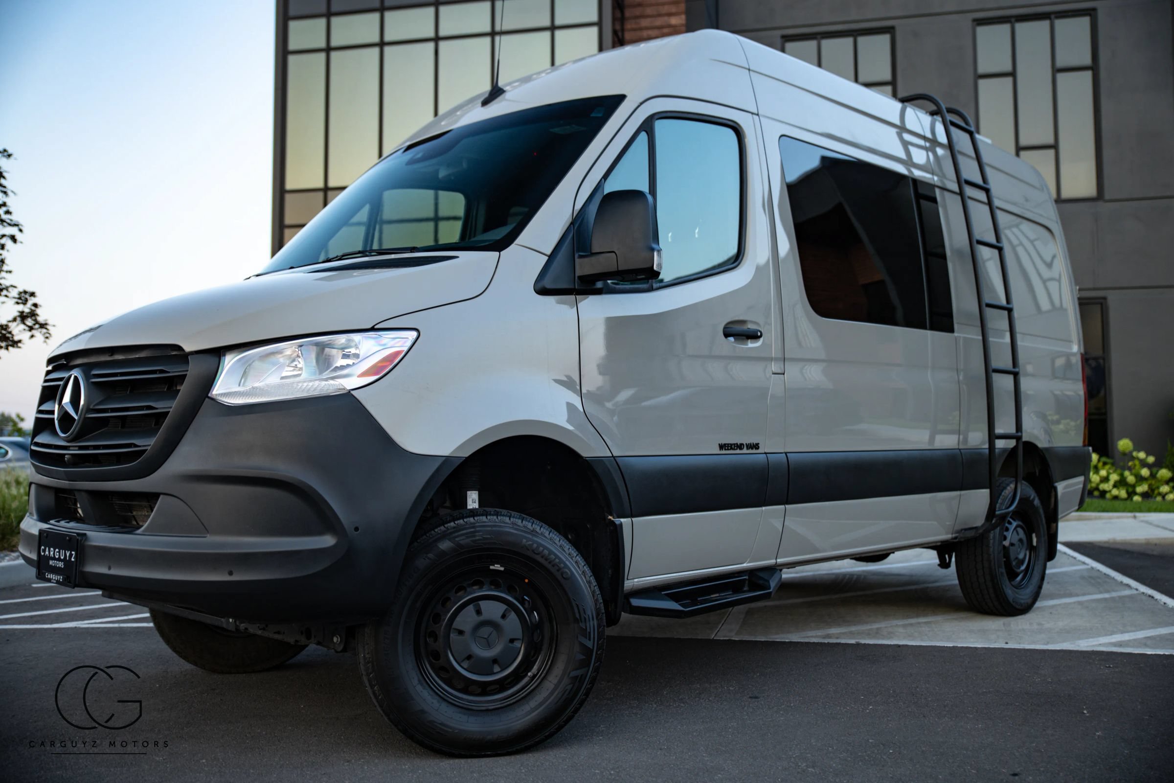 Used 2024 Mercedes-Benz Sprinter 2500 image 5