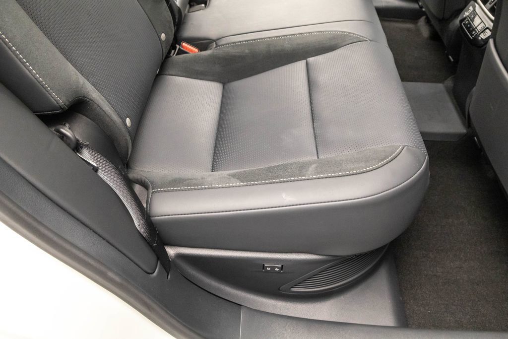 Used 2024 Lexus RX 450h AWD w/ Convenience Package image 29