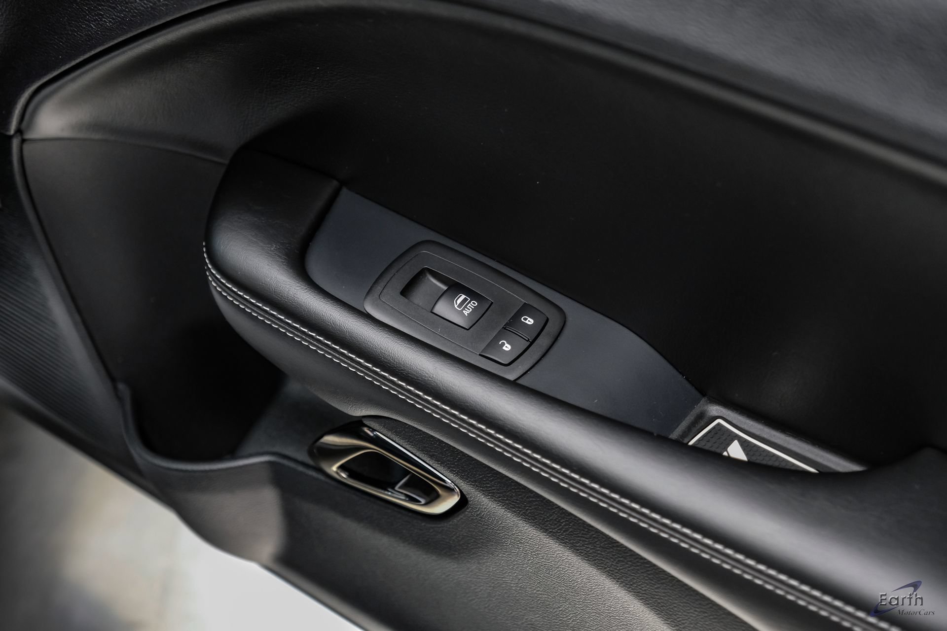 Used 2018 Dodge Challenger SRT Hellcat RWD image 99