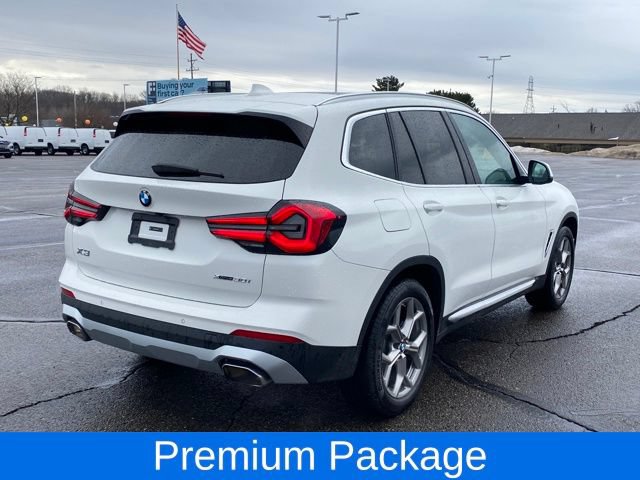 Used 2024 BMW X3 xDrive30i AWD/4WD image 3