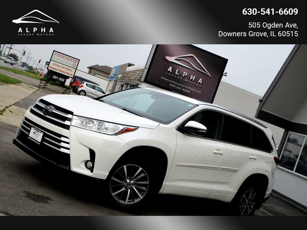 Used 2018 Toyota Highlander XLE image 1