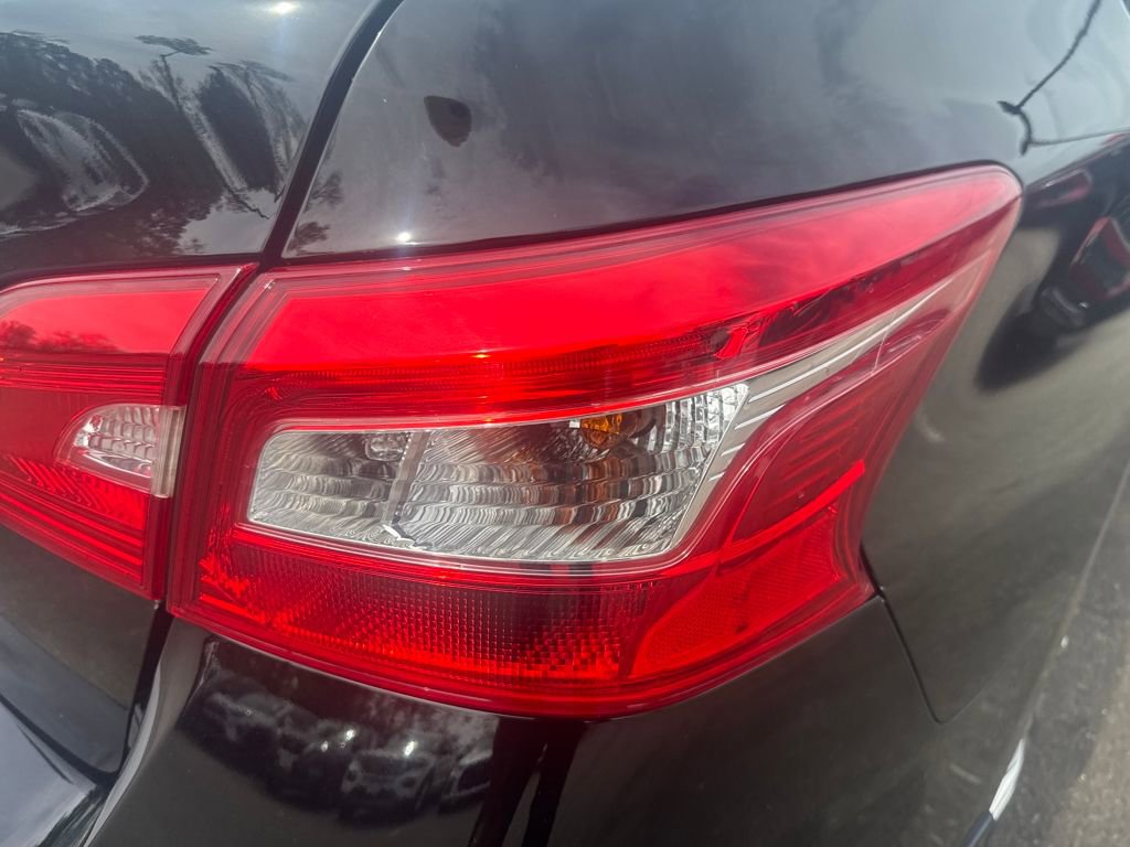 Used 2019 Nissan Sentra S image 42