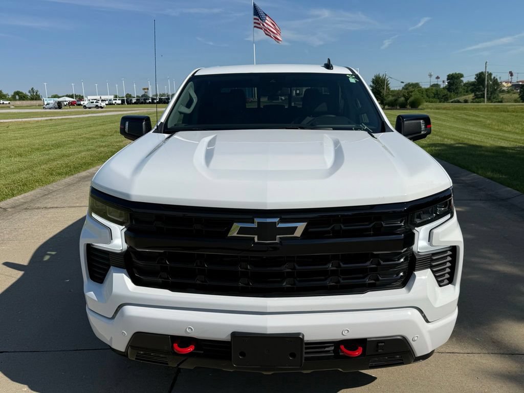 Used 2026 Chevrolet Silverado 1500 RST w/ Redline Edition AWD/4WD image 13