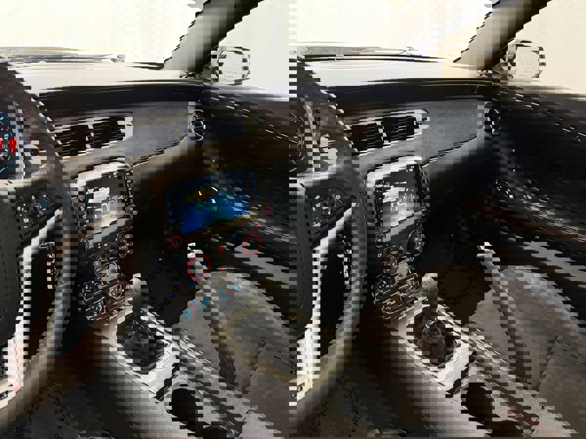 Used 2013 Chevrolet Camaro ZL1 image 24