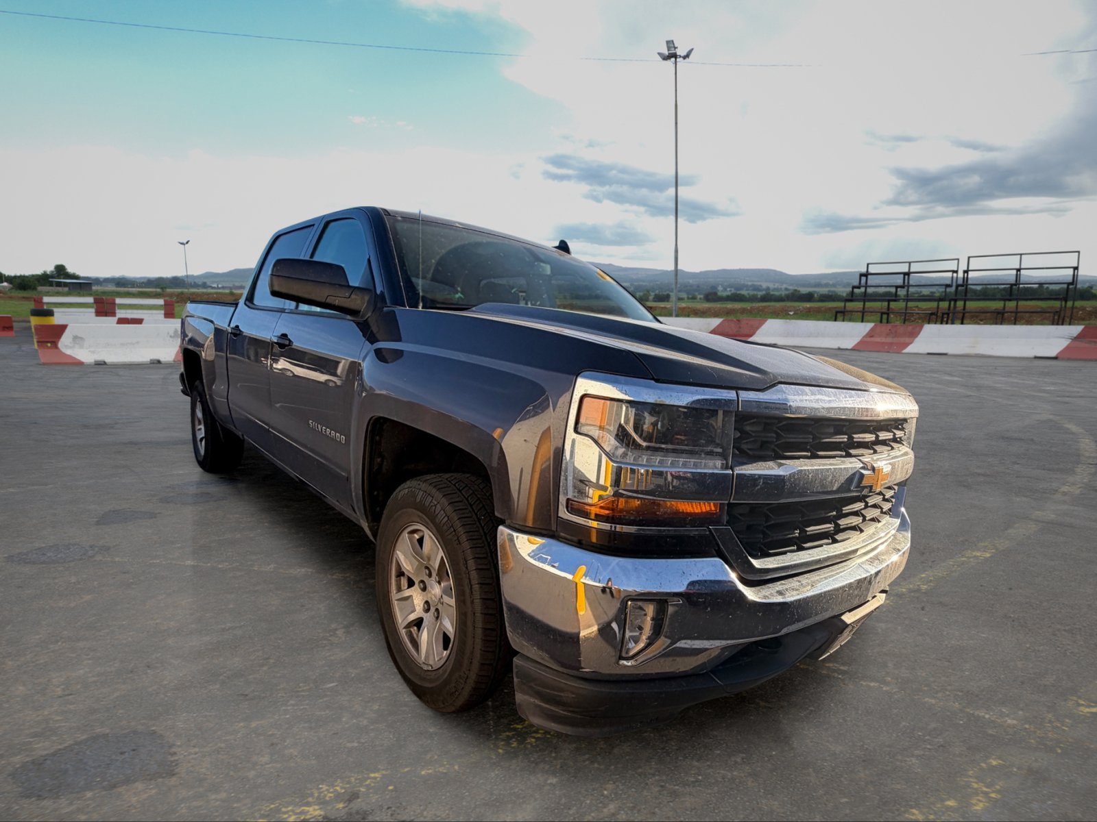 Used 2016 Chevrolet Silverado 1500 LT w/ All Star Edition AWD/4WD image 2