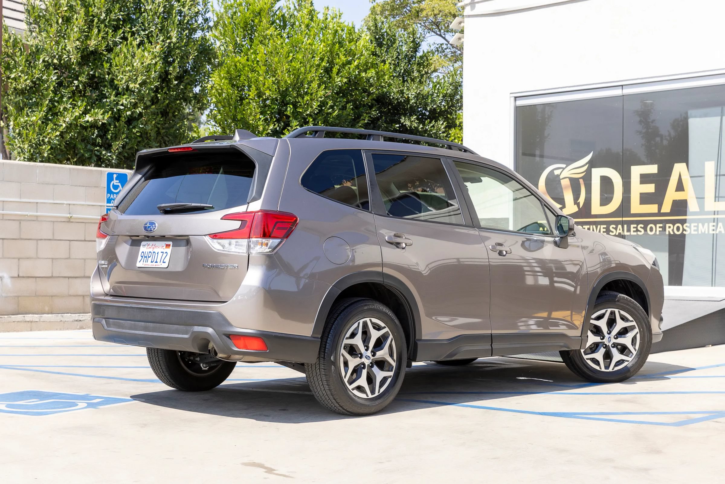 Used 2023 Subaru Forester Premium AWD/4WD image 15