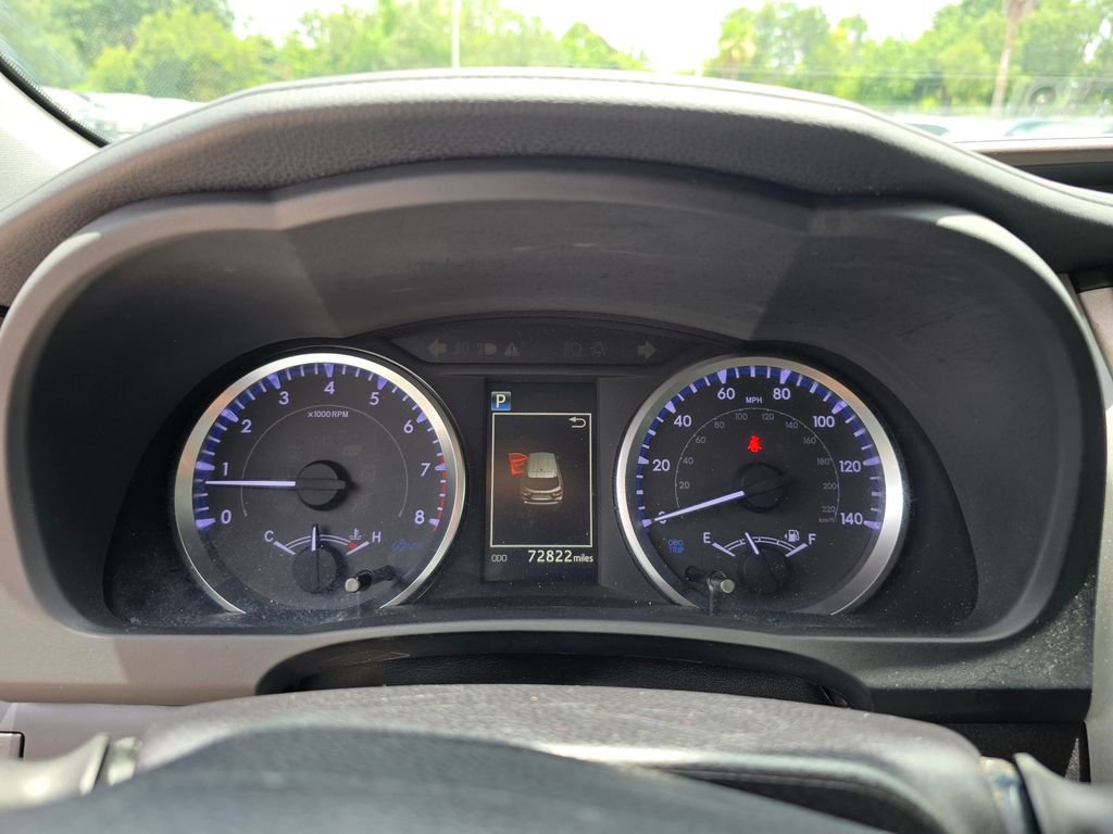 Used 2019 Toyota Highlander LE AWD/4WD image 20