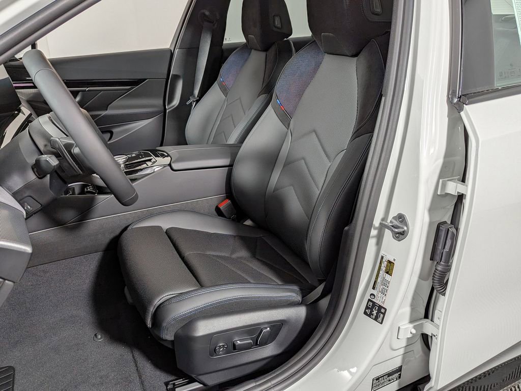 New 2026 BMW 530i xDrive w/ M Sport Package image 14