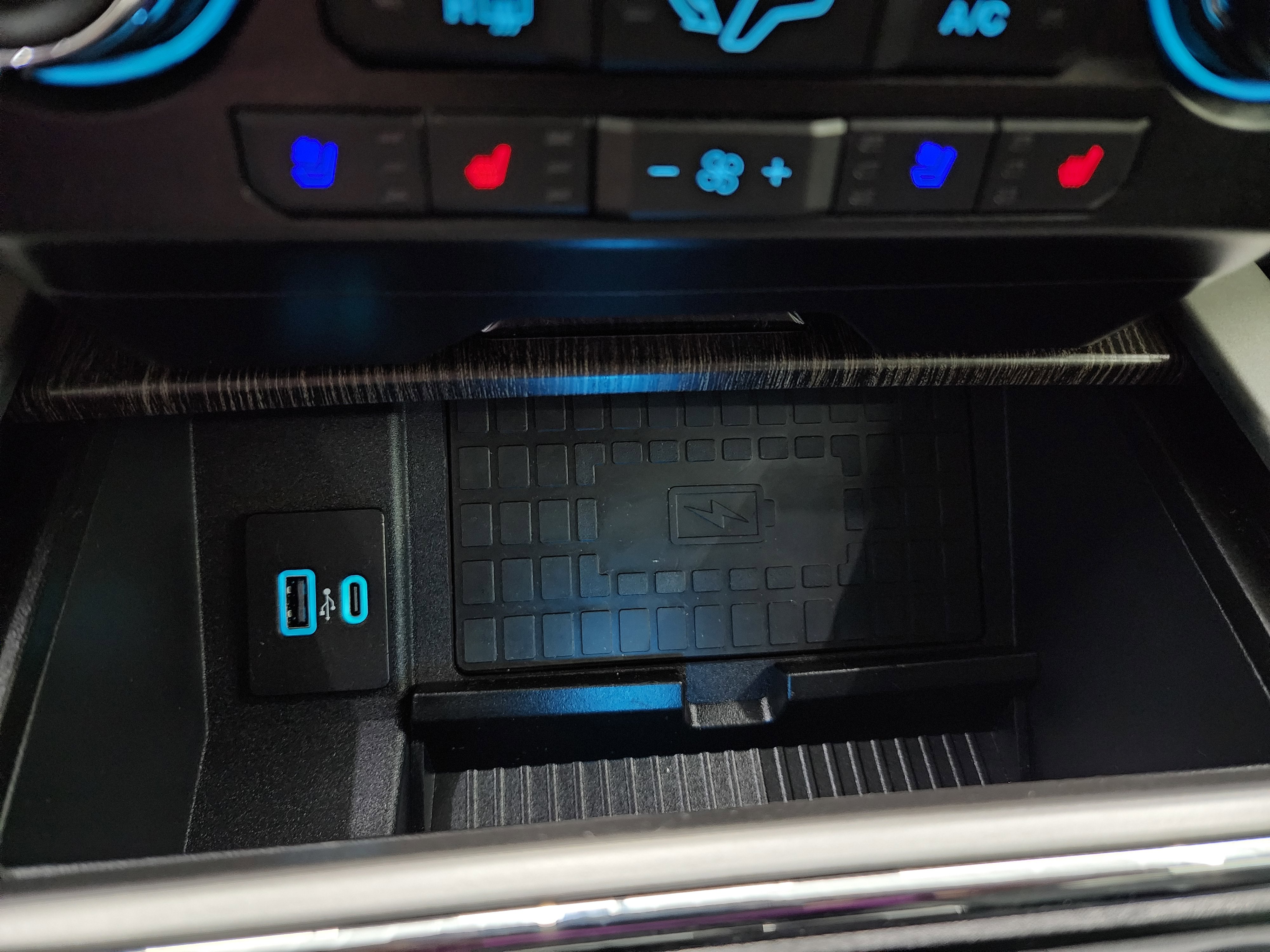 Used 2020 Ford F350 Lariat image 42