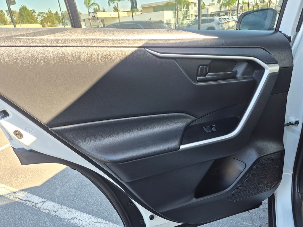 Used 2025 Toyota RAV4 LE image 23