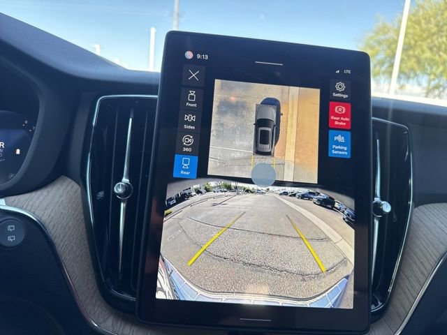 New 2026 Volvo XC60 B5 Plus w/ Climate Package image 31